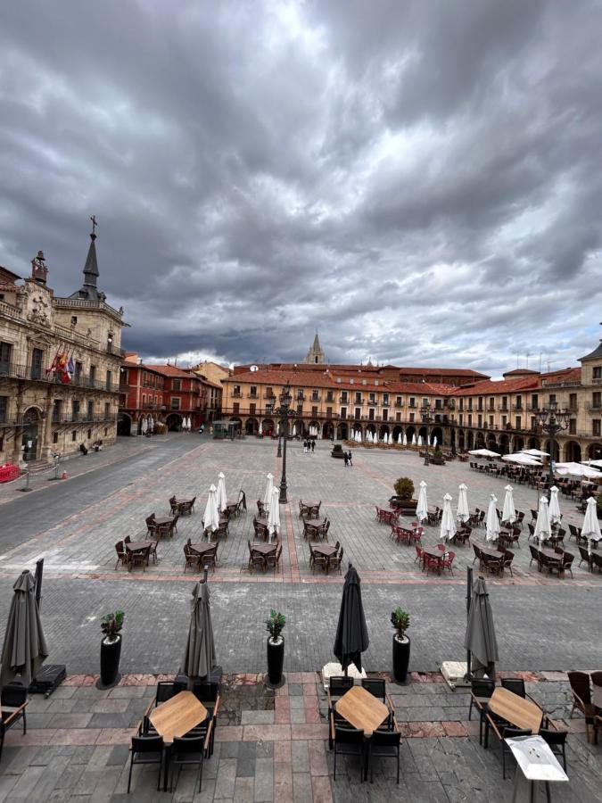 Plaza Mayor Leon - Bohemia Exteriér fotografie