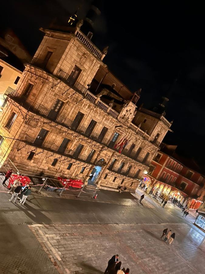 Plaza Mayor Leon - Bohemia Exteriér fotografie