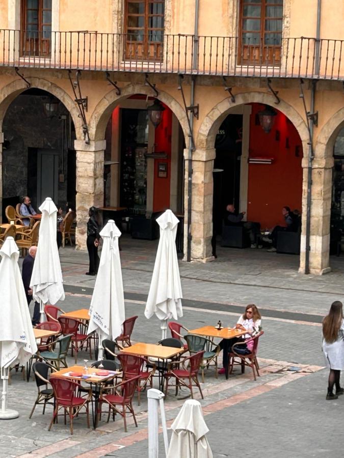 Plaza Mayor Leon - Bohemia Exteriér fotografie