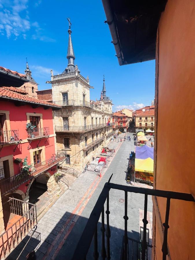 Plaza Mayor Leon - Bohemia Exteriér fotografie