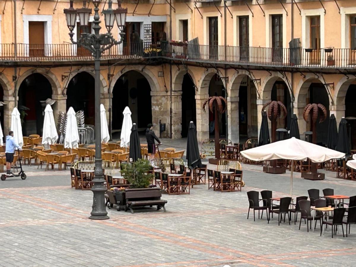 Plaza Mayor Leon - Bohemia Exteriér fotografie