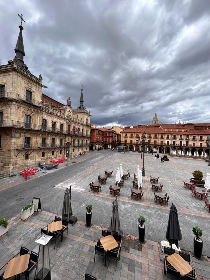Plaza Mayor Leon - Bohemia Exteriér fotografie